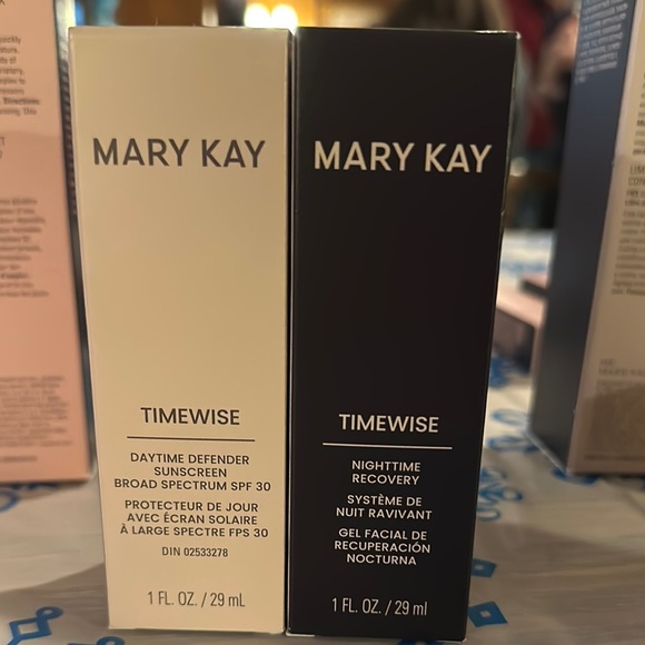 Mary Kay Timewise Daytime Defender and Nighttime Recovery set - Picture 1 of 1